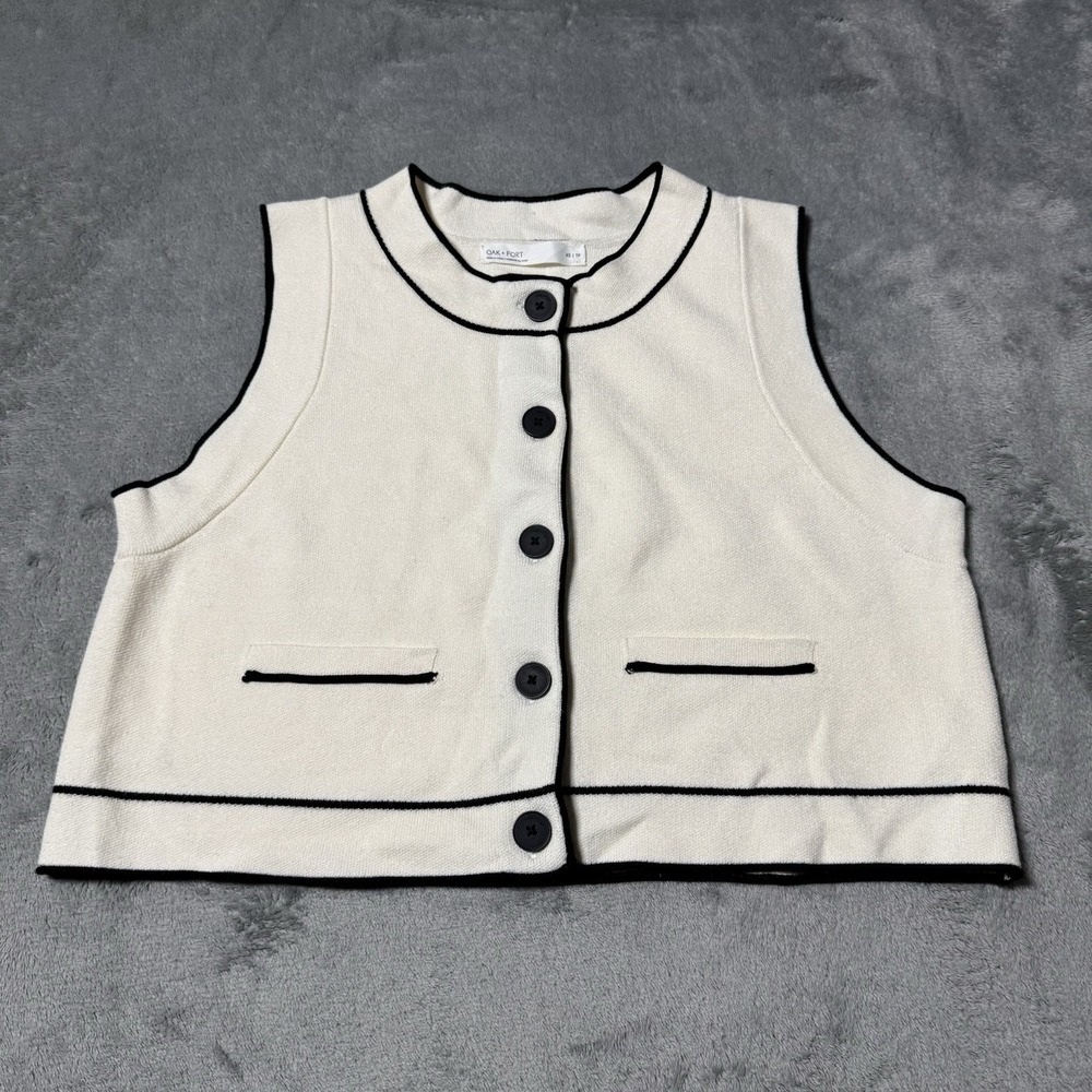 Oak + Fort Cropped Ivory Black Trim Sweater Vest Button‎ Front Womens XS Preppy